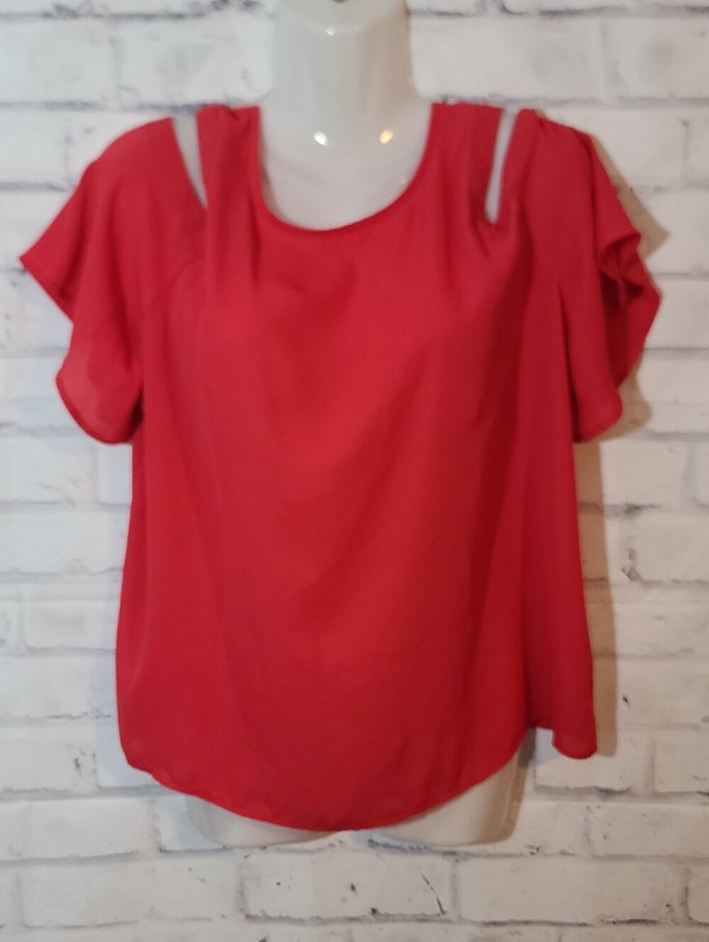 Express Red Cold Shoulder Keyhole Flutter Sleeve Blouse L